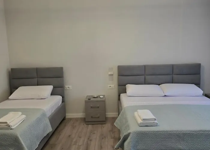 Fraj Homes דירה