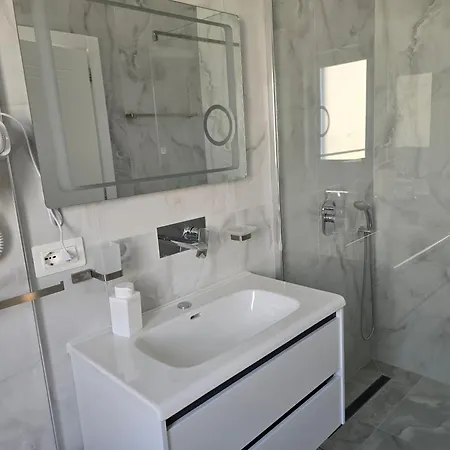 Lägenhet Fraj Homes *